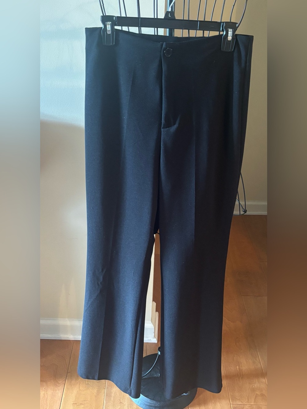 Women’s Black Dress Pants – Size Large